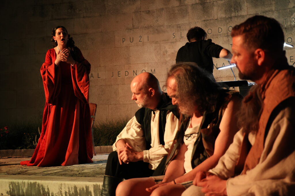 Gabrijela Deglin, Marko Fortunato, Karlo Hubak, Nenad Vukelić, Jure Počkaj