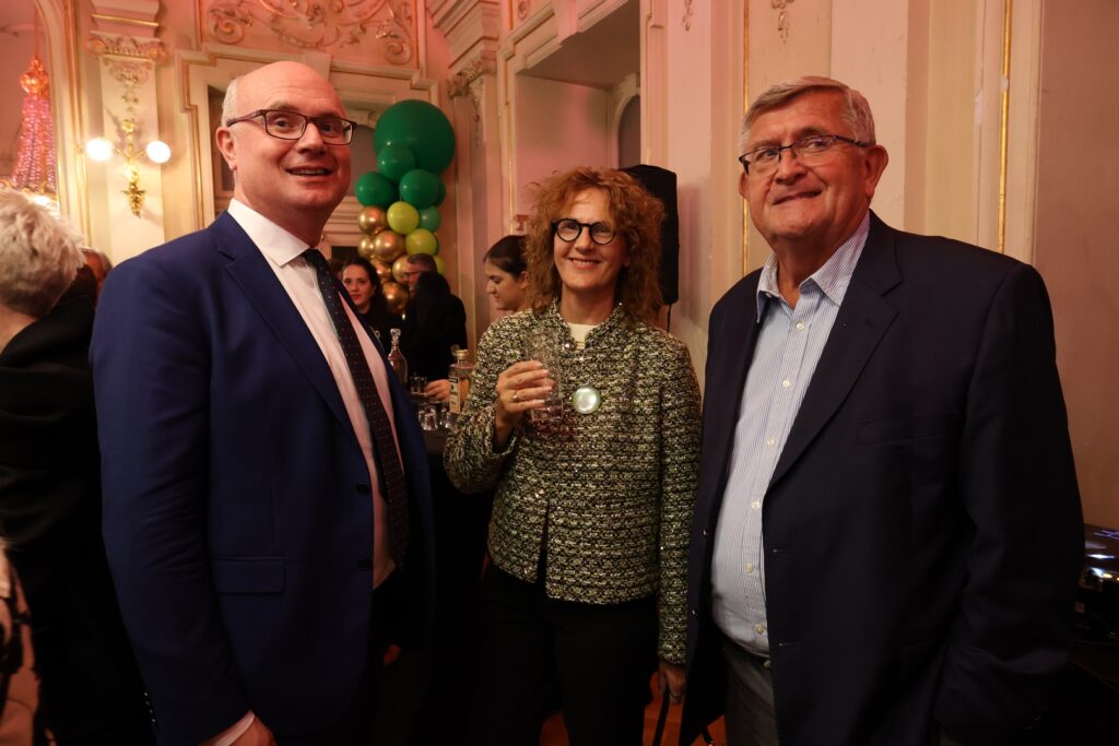 Domjenak nakon svečanog programa "Velikih 140"
