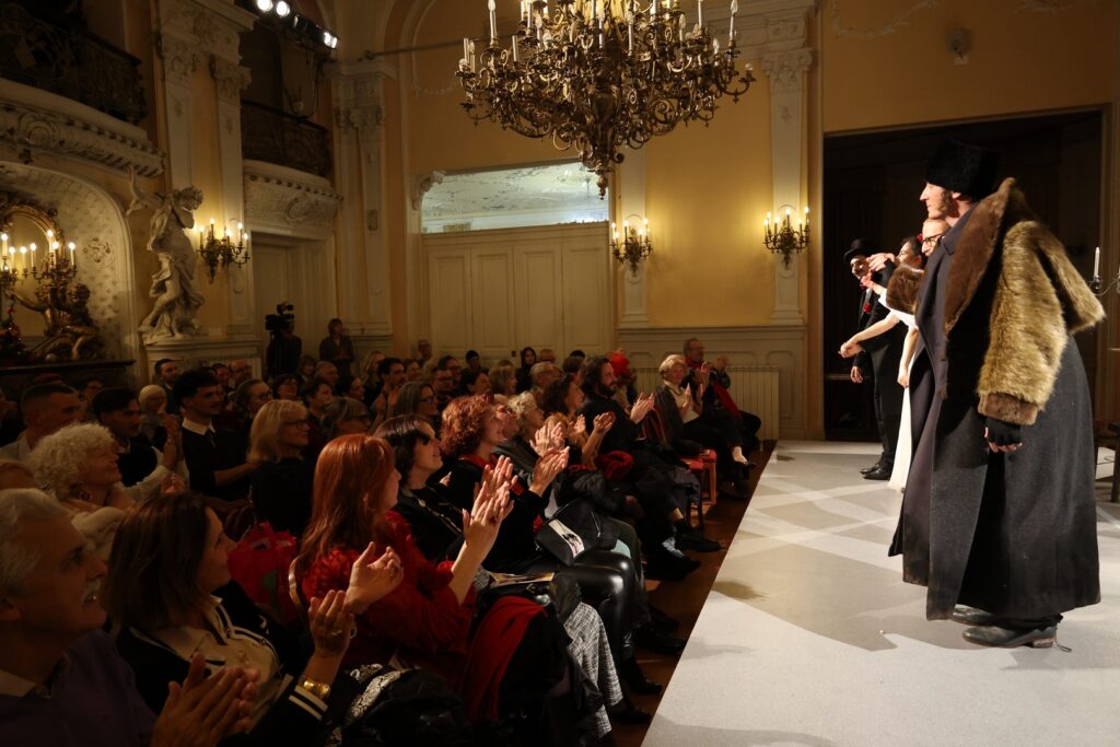 Premijera / Prima: „Čechov in commedia“ / „Čehov u komediji“