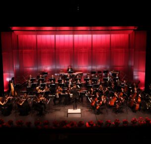 Novogodišnji koncert: Valentin Egel i Riječki simfonijski orkestar; foto Dražen Šokčević