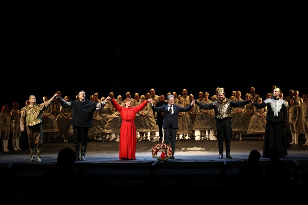 U prvome planu: Sergej Kiselev, Robert Kolar, Anamarija Knego, Bože Jurić Pešić, Luka Ortar