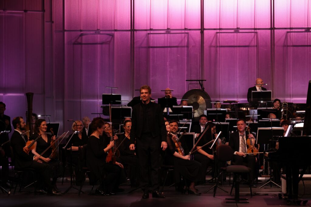 Koncert „Simfonijski Papandopulo“: Goran Filipec, Valentin Egel i Riječki simfonijski orkestar