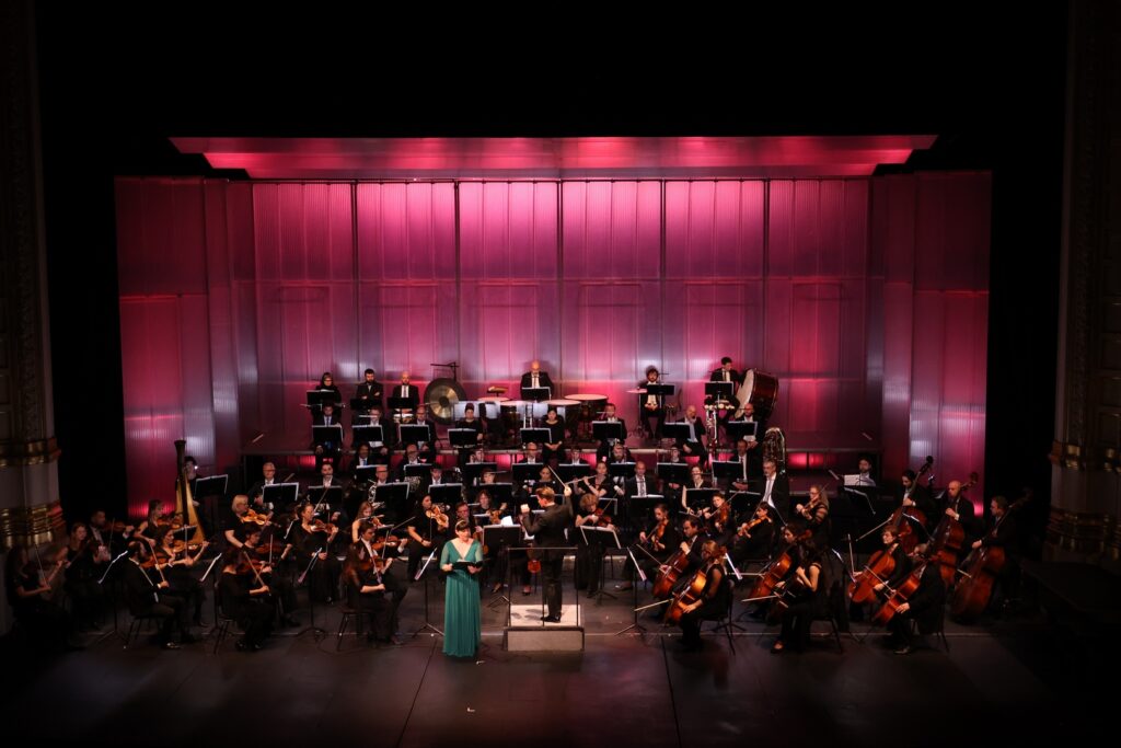 Koncert „Simfonijski Papandopulo“: Anamarija Knego, Valentin Egel i Riječki simfonijski orkestar