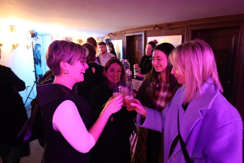 Domjenak nakon koncerta "Volim žene"