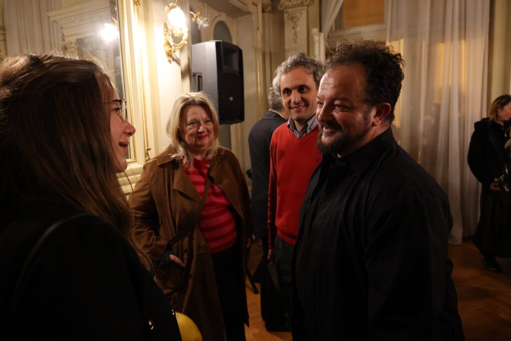 Prima/Premijera: "Nonna ha perso il filo" / "Baka je izgubila konac": Iva Bezinović Haydon, Dubravka Vrgoč, Giacomo Pedini, Massimiliano Cividati