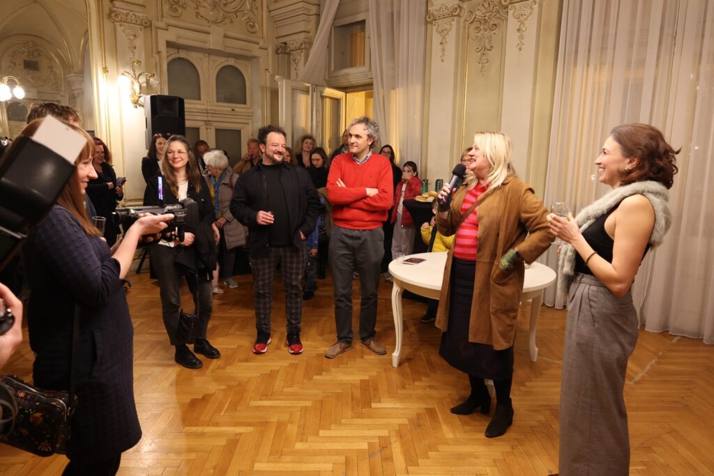 Prima/Premijera: "Nonna ha perso il filo" / "Baka je izgubila konac": Iva Bezinović Haydon, Massimiliano Cividati, Giacomo Pedini, Dubravka Vrgoč, Serena Ferraiuolo