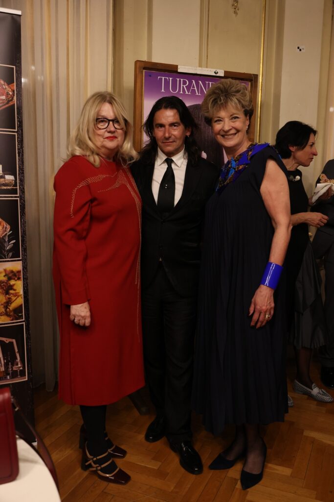 Domjenak nakon premijere "Turandot": Dubravka Vrgoč, Theodor de Canziani, Diana Sokolić