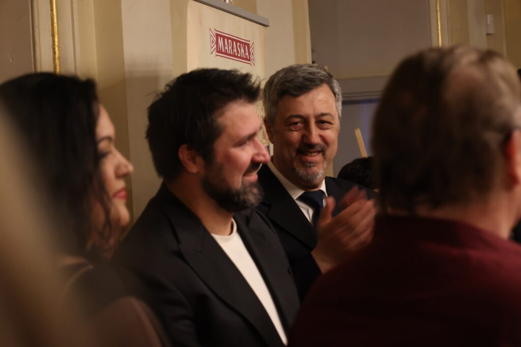 Domjenak nakon premijere "Turandot": Domjenak nakon premijere "Turandot": Valentin Egel i Dubravka Vrgoč, Bože Jurić Pešić, Robert Kolar