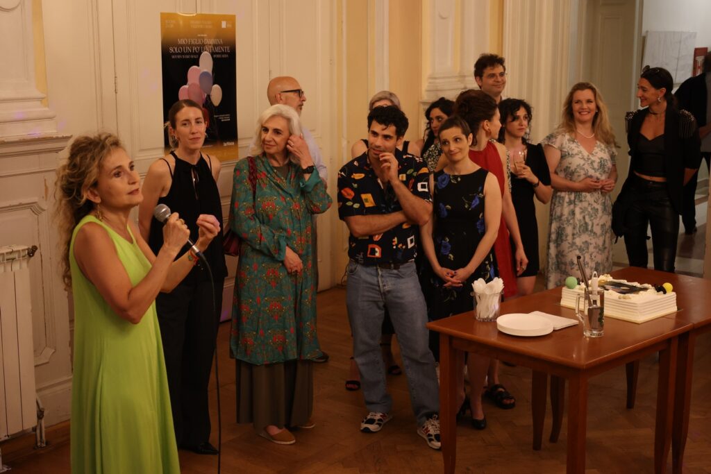 Marcela Serli, Noemi Dessardo, Rita Maffei, Massimo Somaglino, Stefano Iagulli, Enza De Rose, Elena Brumini, Serena Ferraiuolo, Mirko Soldano, Caterina Nonis, Leonora Surian Popov, Andrea Slama