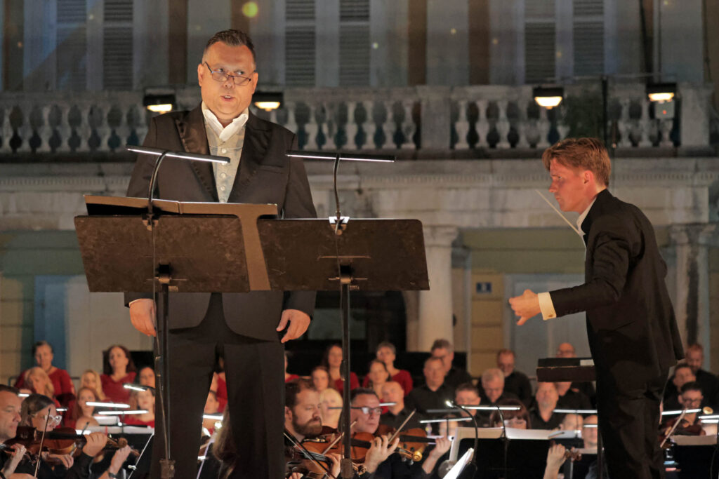 „Opera u plamenu“: Slavko Sekulić, Valentin Egel i Riječki simfonijski orkestar