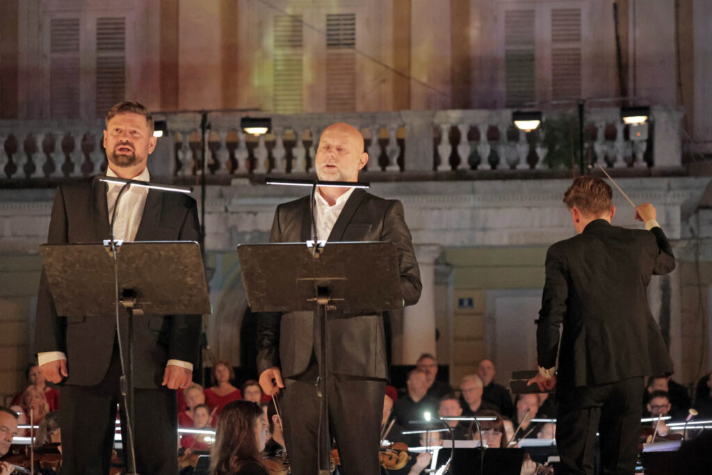 „Opera u plamenu“: Jure Počkaj, Marko Fortunato, Valentin Egel i Riječki simfonijski orkestar