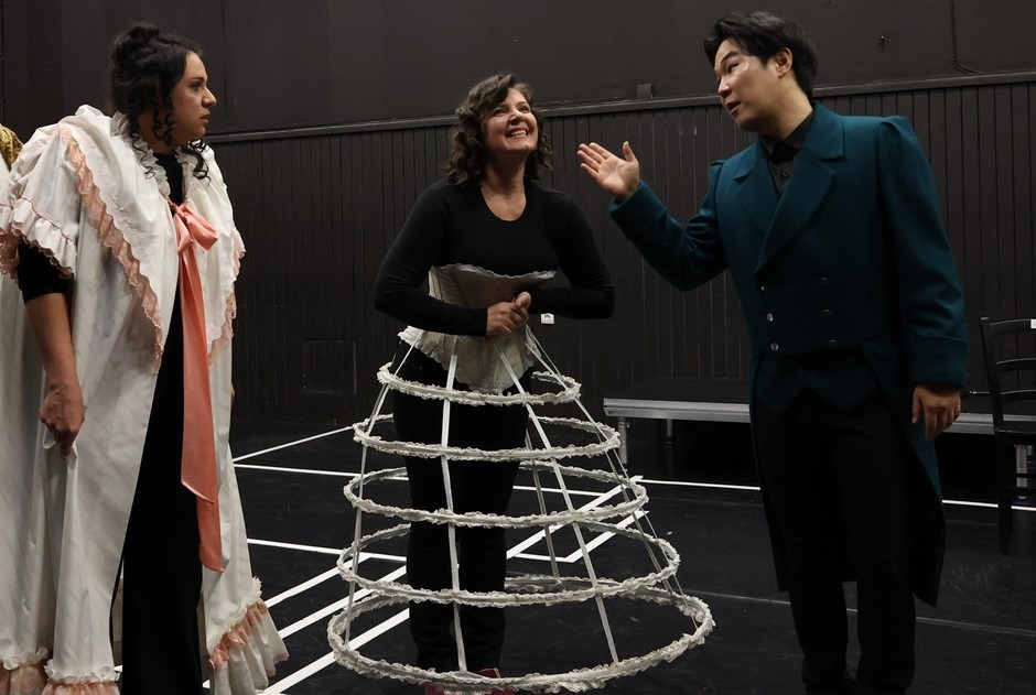 Stefany Findrik, Anamarija Knego i Shine Lee na probi opere Pepeljuga